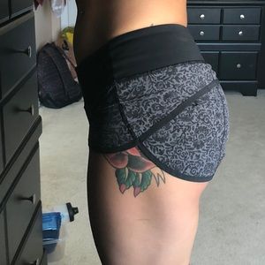 Lululemon Speed Up Short 2.5”